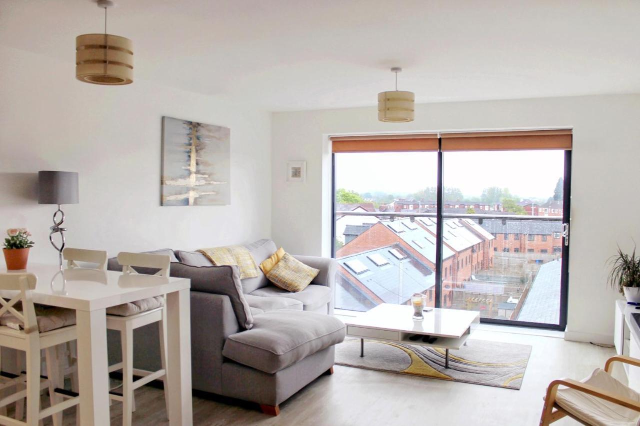 Manchester Escape - Private Room & Bathroom Near Etihad And Coop Arena - Free Secure Parking Zewnętrze zdjęcie